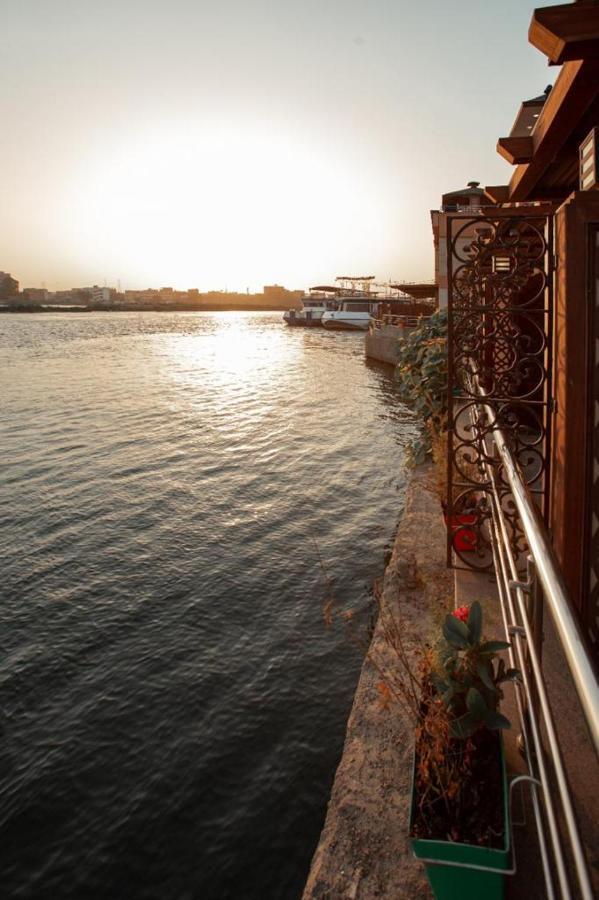 Nile Transport Hotel Le Caire Extérieur photo