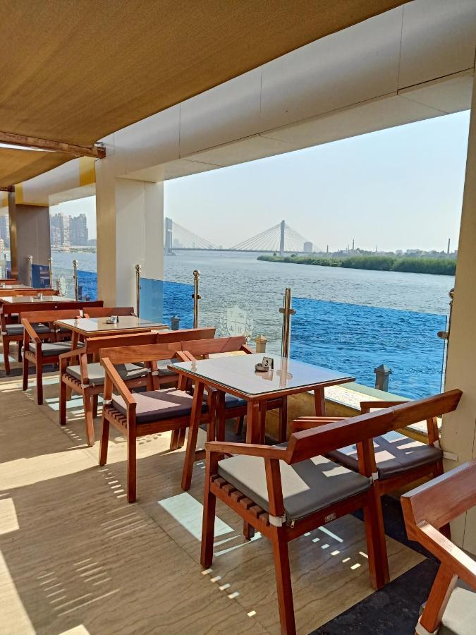 Nile Transport Hotel Le Caire Extérieur photo