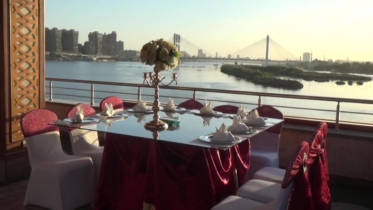 Nile Transport Hotel Ausim Extérieur photo