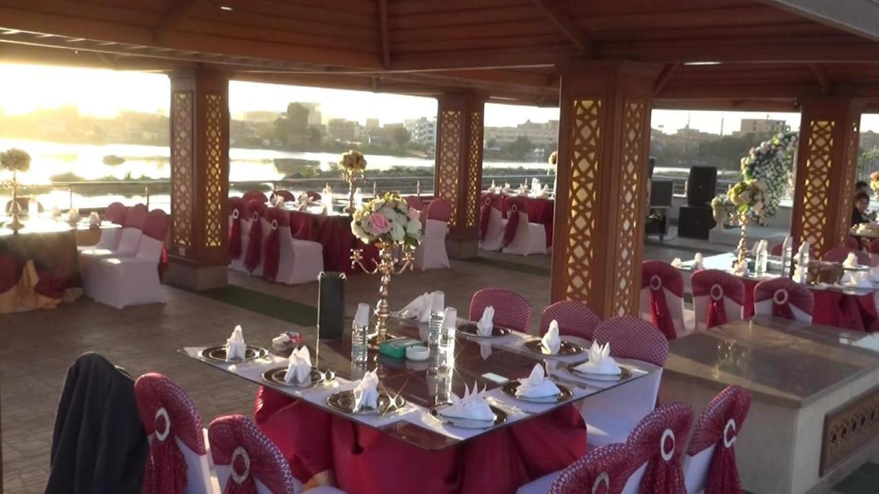 Nile Transport Hotel Le Caire Extérieur photo